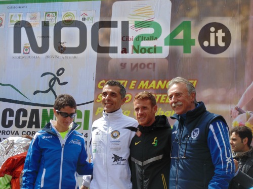 04-06 spaccanoci 1