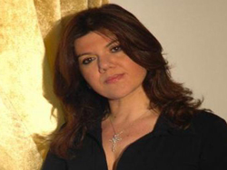 08-19-Gabriella-Genisi