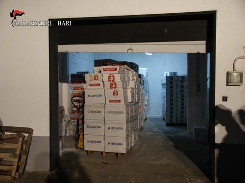03 05 bari box