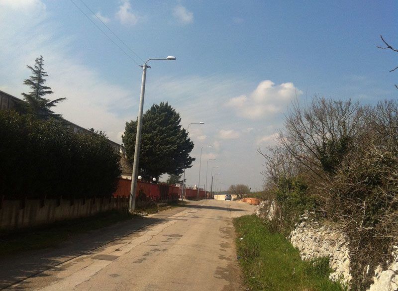 04 12 lampioni zpna industriale
