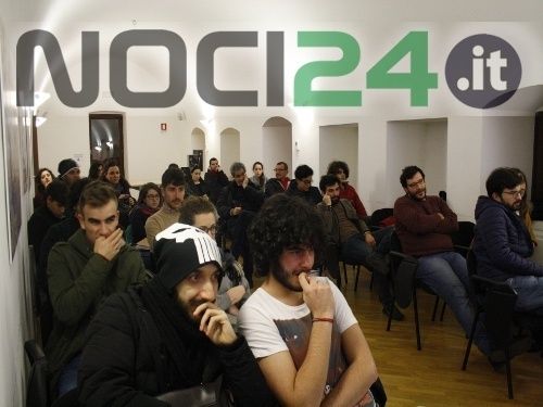 02 17ragazzispeaker