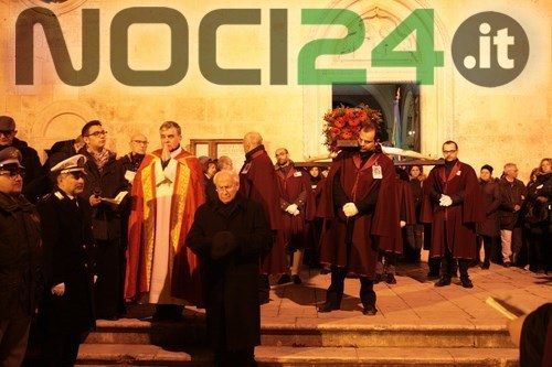 04 04viacrucis