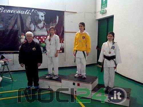 02 08 podio lippolis