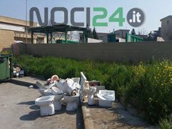 04 15 sanitari isola ecologica