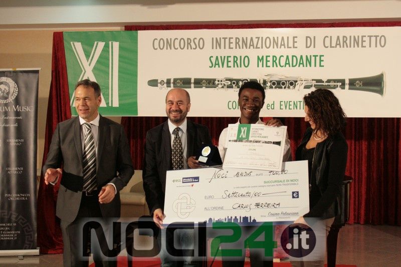 10 19laureato