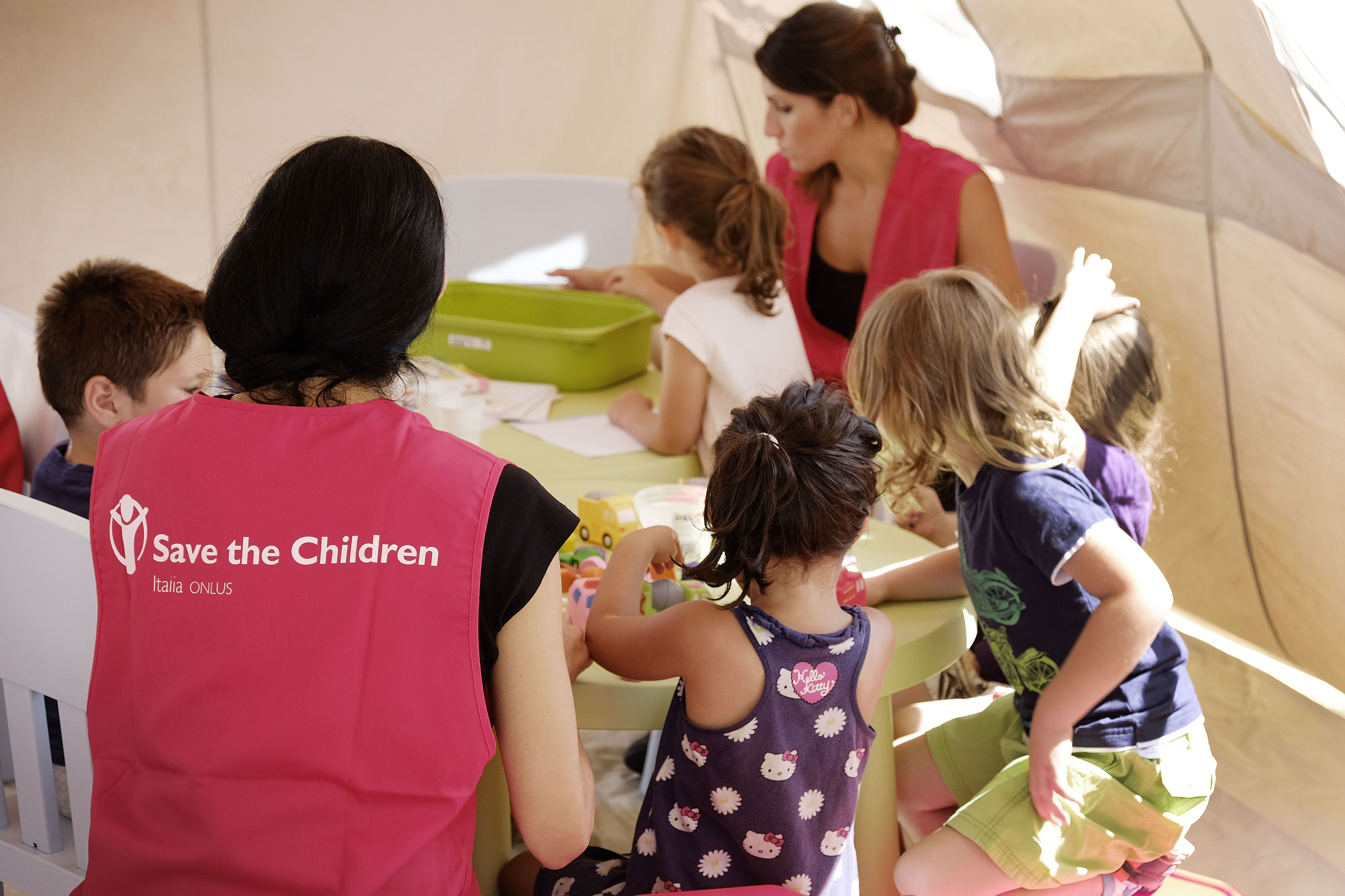 08 27savethechildrenterremoto