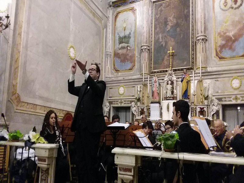 01 03bandacapodanno2