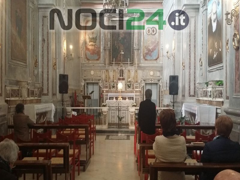 03 14cappellaadorazione1