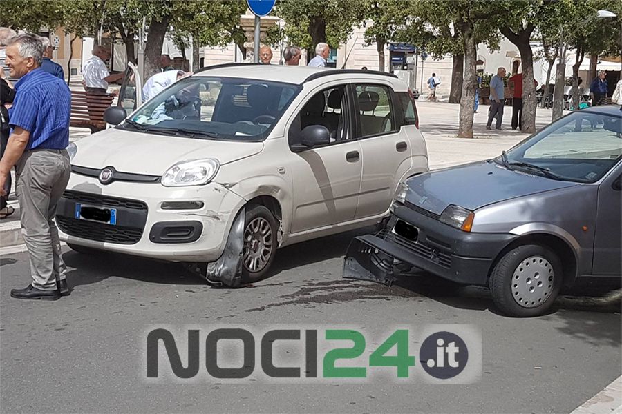 06 17 incidente piazza