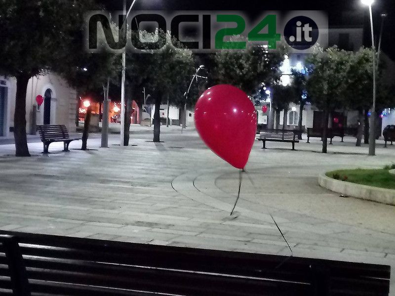 12 28palloncinirossi