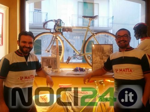 05 19 de tintis e nardulli ciclonoci vintage
