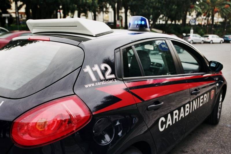 09 18Bari. Una gazzella del NUcleo Radiomobile
