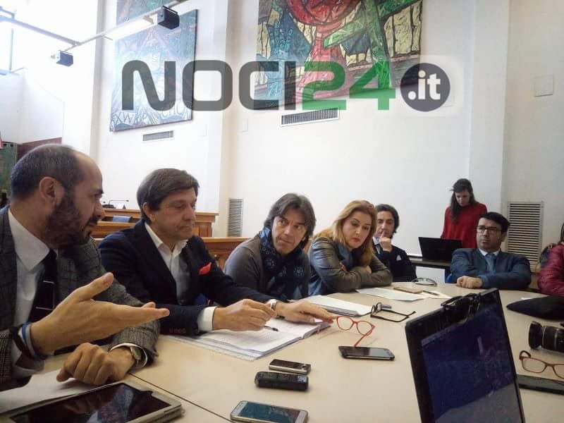 02 17conferenzastampamaggioranza