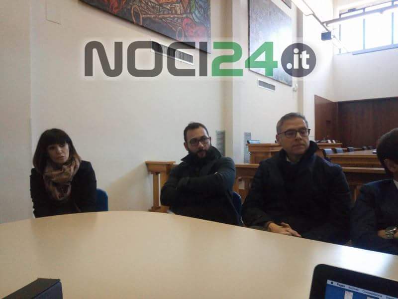 02 17conferenzastampamaggioranza1
