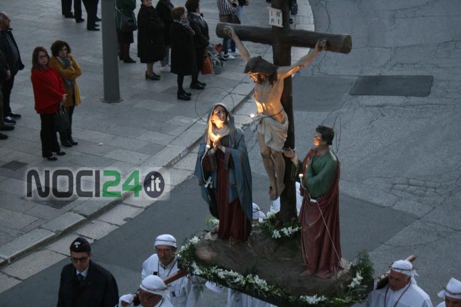 04 10processionedeimisteri