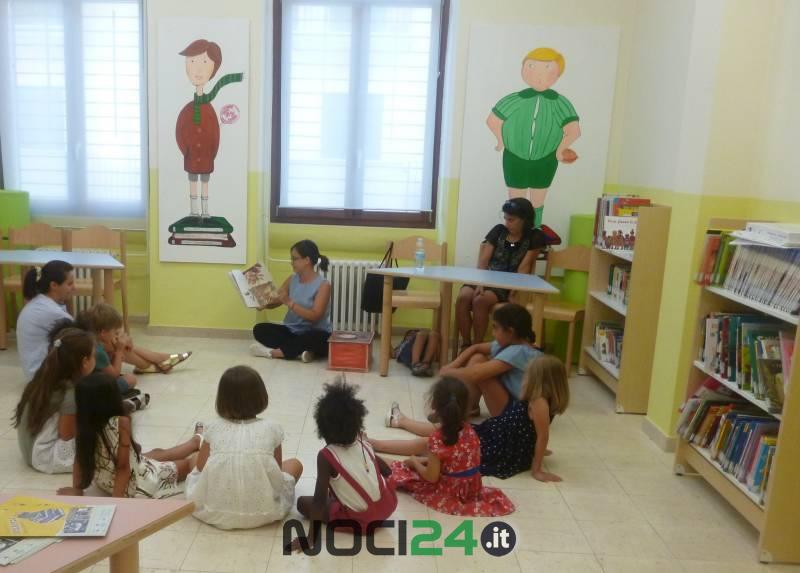 07 25 buoncompleannobiblioteca2