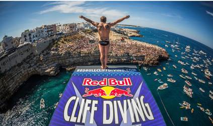 01 05redbullcliffdiving