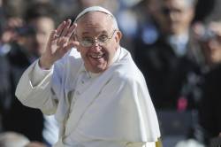 08 15PAPA FRANCESCO