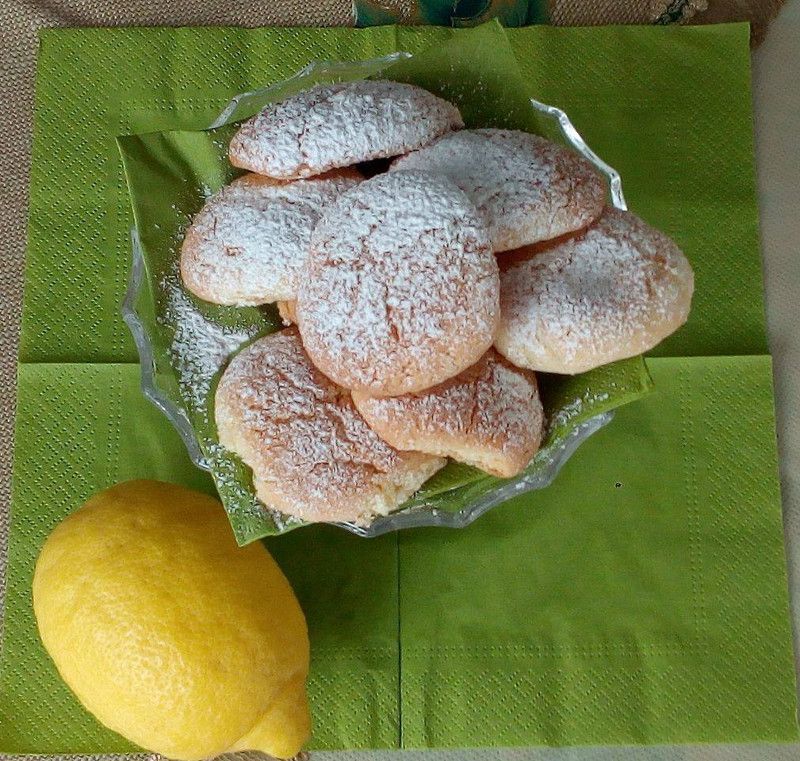 01 22biscottiallimone2