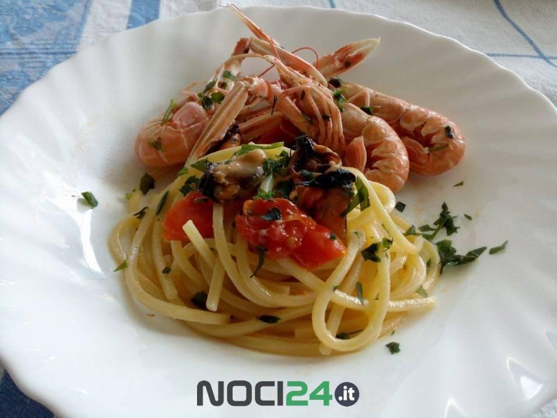 05 06 spaghetti scampi cozze2