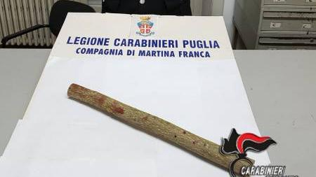 04 14Bastone in sequestro copy