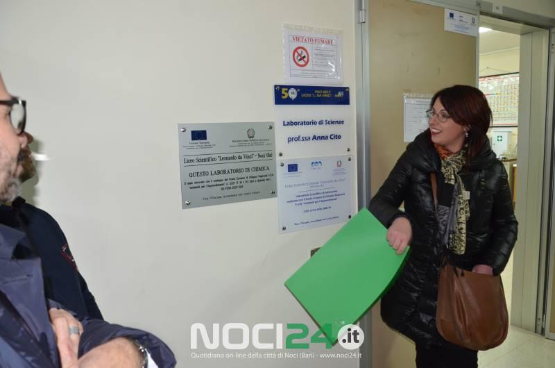 02 23 liceo noci 50 anni targa laboratorio chimica