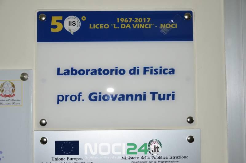 02 23 liceo noci 50 anni targa laboratorio fisica