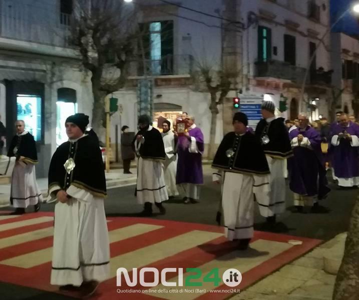 03 05 stazionequaresimalericordodidonnicolanovembre2