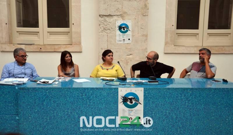 08 12presentazionebarsentoarte