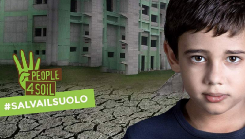 07 17 salvailsuolo bambino