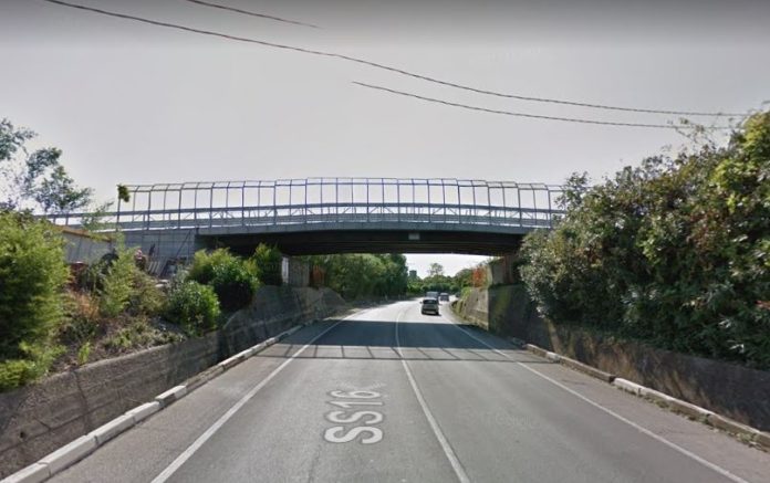 08 22 viadotto sulla statale 16 bis