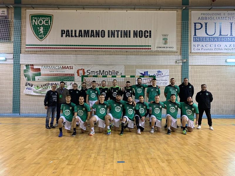 02-18 noci pallamano teramo