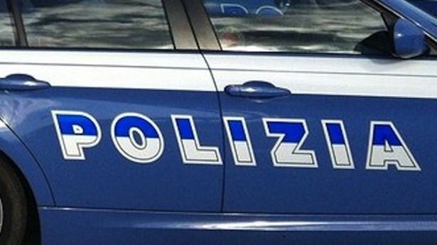 03 11 AggreditiDuePoliziotti