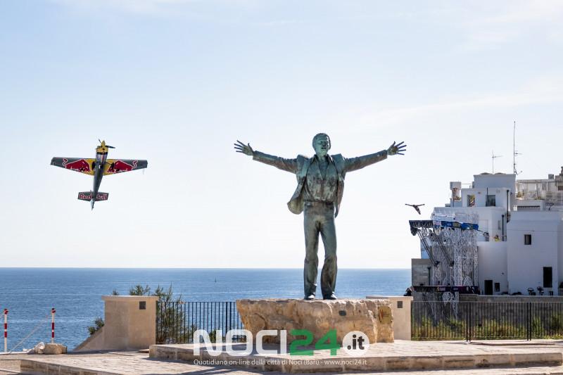 06 28 Polignano a Mare Italy Artem Silchenko Dario Costa Red Bull Content Pool