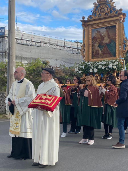 05 31 processione noci
